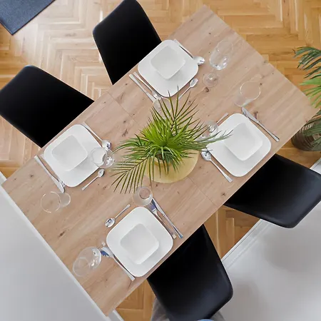 Erstklassiges Ferienapartment Citynah Mit 1 Schlafzimmer - Wifi, Tv, Kuechenzeile, Waschmaschine&trockner شقة *