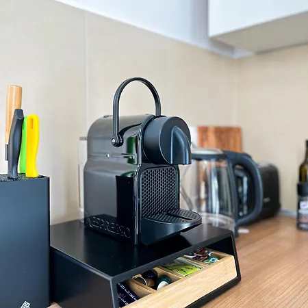 Erstklassiges Ferienapartment Citynah Mit 1 Schlafzimmer - Wifi, Tv, Kuechenzeile, Waschmaschine&trockner * Lipsia