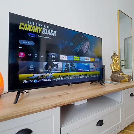 Apartment Erstklassiges Ferienapartment Citynah Mit 1 Schlafzimmer - Wifi, Tv, Kuechenzeile, Waschmaschine&trockner